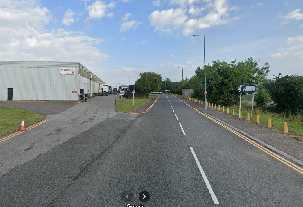Cardiff Airport — photo 8